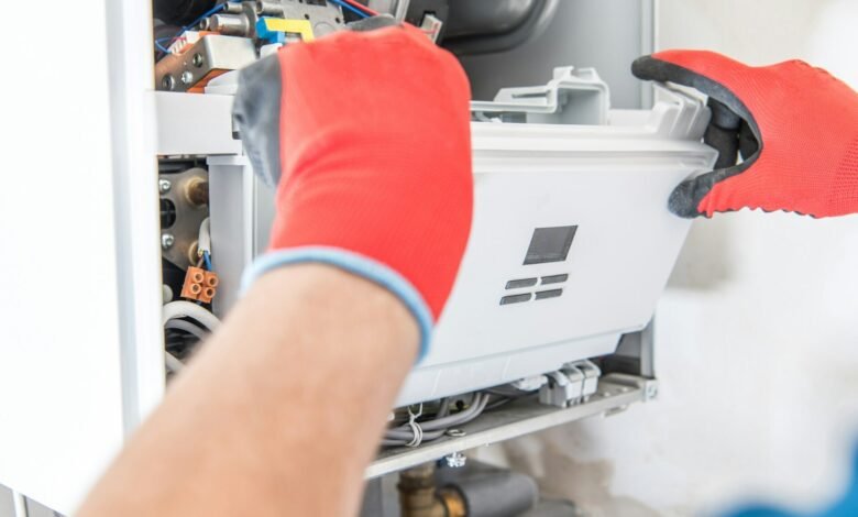 HOW TO TELL IF IT’S SAFE TO STAY HOME DURING A FURNACE BREAKDOWN